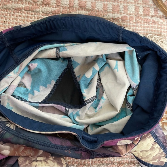 Sweaty Betty Zero Gravity Floral Print Compressive Legging High Waist Medium - Picture 12 of 16